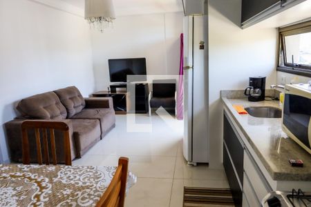 Sala de apartamento para alugar com 1 quarto, 55m² em Saco dos Limões, Florianópolis