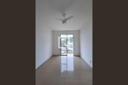 Sala de apartamento para alugar com 1 quarto, 55m² em Centro, Niterói