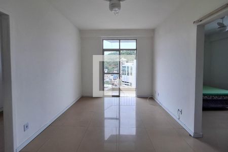 Sala de apartamento para alugar com 1 quarto, 55m² em Centro, Niterói