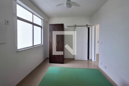 Suíte de apartamento para alugar com 1 quarto, 55m² em Centro, Niterói