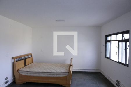 Quarto Suíte de casa para alugar com 3 quartos, 250m² em Centro, Uberlândia