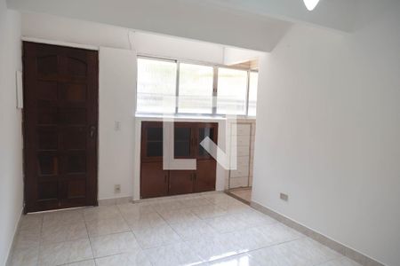 Sala de apartamento para alugar com 3 quartos, 70m² em Parque Cecap, Guarulhos