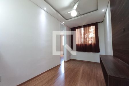 Sala de apartamento para alugar com 2 quartos, 45m² em Vila Carminha, Campinas