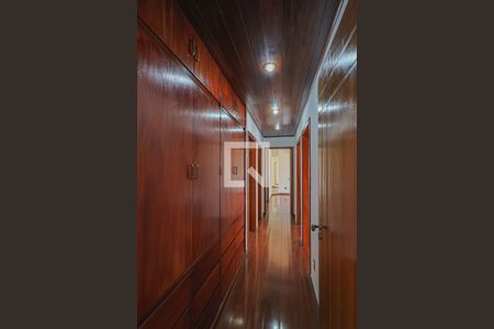 Corredor de apartamento à venda com 4 quartos, 200m² em Gutierrez, Belo Horizonte