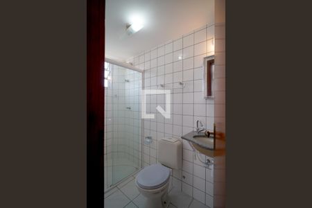 Banheiro da Suíte de apartamento para alugar com 3 quartos, 70m² em Vila Augusta, Sorocaba