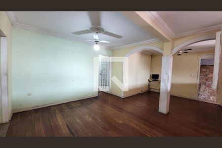 Sala de casa à venda com 3 quartos, 360m² em Riacho das Pedras, Contagem