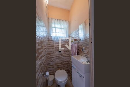 Banheiro de casa à venda com 2 quartos, 260m² em Vila Granada, São Paulo