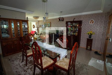 Sala de apartamento para alugar com 3 quartos, 120m² em Jardim Vinte E Cinco de Agosto, Duque de Caxias