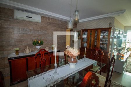 Sala de apartamento para alugar com 3 quartos, 120m² em Jardim Vinte E Cinco de Agosto, Duque de Caxias