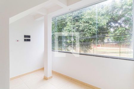 Sala de casa para alugar com 2 quartos, 100m² em Jardim das Esmeraldas, São Paulo