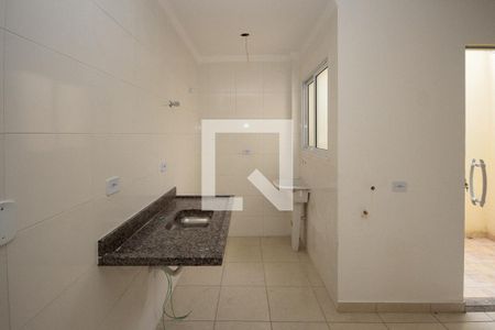 Cozinha de apartamento à venda com 2 quartos, 43m² em Parque São Lucas, São Paulo