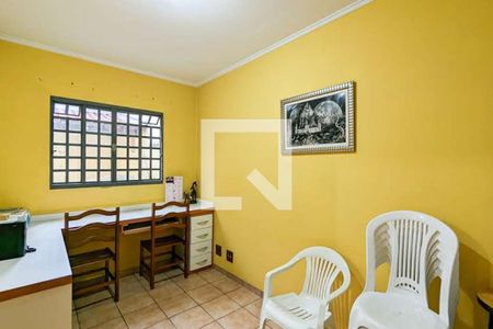 Saleta de casa à venda com 4 quartos, 214m² em Rudge Ramos, São Bernardo do Campo