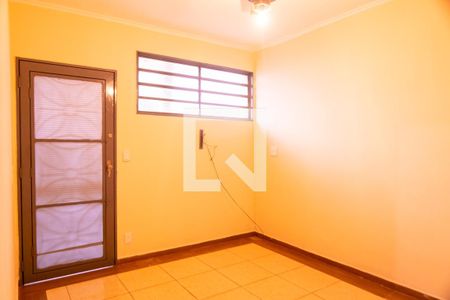 Sala de casa para alugar com 3 quartos, 100m² em Vila Tamandaré, Ribeirão Preto