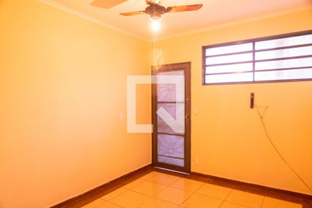 Sala de casa para alugar com 3 quartos, 100m² em Vila Tamandaré, Ribeirão Preto