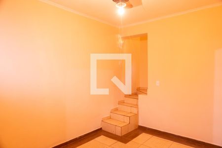 Sala de casa para alugar com 3 quartos, 100m² em Vila Tamandaré, Ribeirão Preto