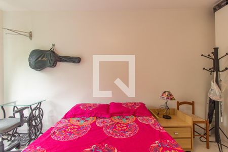 Sala de kitnet/studio à venda com 1 quarto, 30m² em Centro Histórico, Porto Alegre