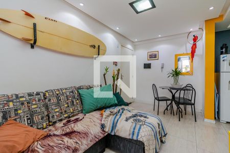 Sala de apartamento à venda com 2 quartos, 61m² em Vila Nova, Porto Alegre