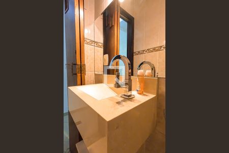 Lavabo de casa à venda com 3 quartos, 115m² em Jardim Vila Galvão, Guarulhos