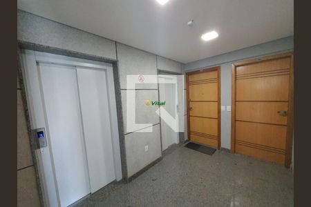 Apartamento à venda com 2 quartos, 58m² em Santa Efigênia, Belo Horizonte