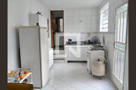 Casa à venda com 2 quartos, 320m² em Padre Eustáquio, Belo Horizonte