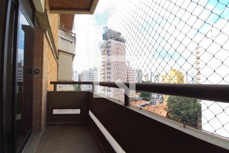 Varanda da Sala de apartamento à venda com 4 quartos, 150m² em Cambuí, Campinas