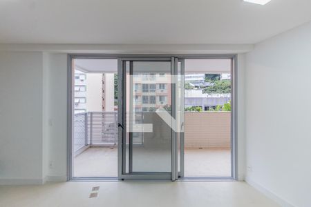 Sala de apartamento para alugar com 2 quartos, 78m² em Botafogo, Rio de Janeiro