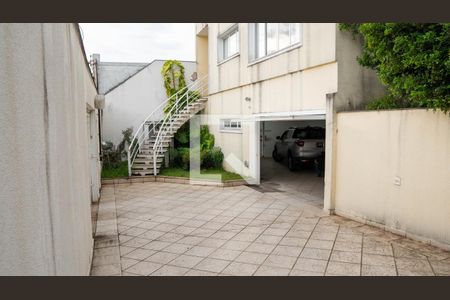 Área externa
 de casa para alugar com 4 quartos, 400m² em Vila Matilde, São Paulo