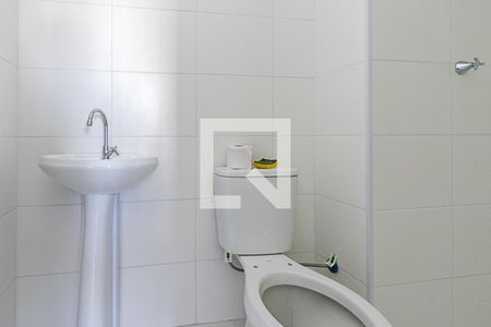 Banheiro de apartamento para alugar com 1 quarto, 35m² em Jardim Mirante, São Paulo