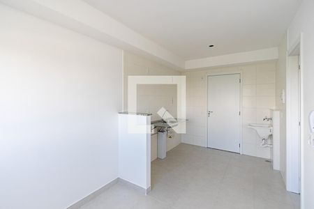 Sala/Cozinha de apartamento para alugar com 1 quarto, 35m² em Jardim Mirante, São Paulo