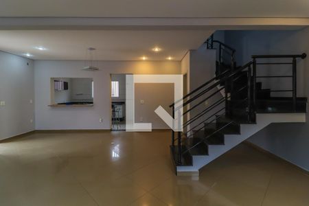 Casa à venda com 170m², 3 quartos e 4 vagasSala