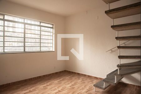 Sala de casa à venda com 3 quartos, 90m² em Chácara Inglesa, São Paulo