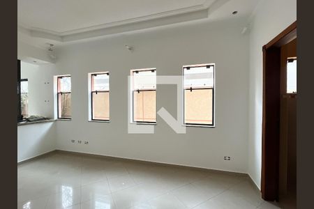 Sala de casa à venda com 5 quartos, 180m² em Vila Comercial, São Paulo