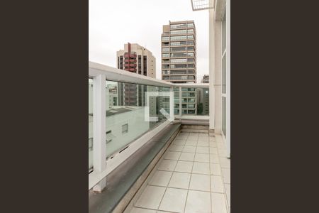 Sacada de apartamento para alugar com 1 quarto, 50m² em Indianópolis, São Paulo