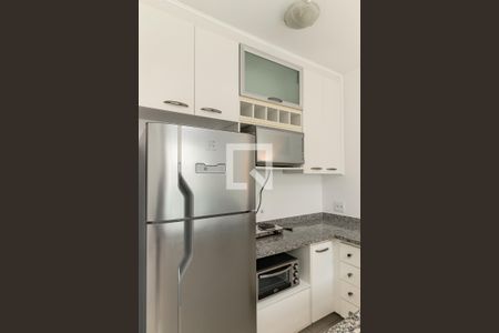 Cozinha de apartamento para alugar com 1 quarto, 50m² em Indianópolis, São Paulo