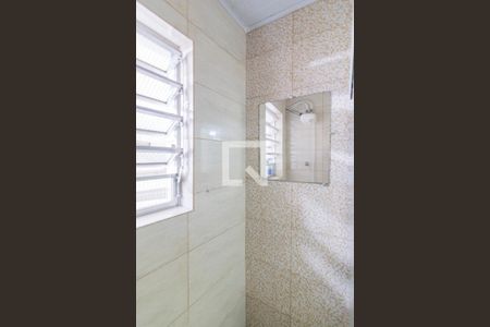 Banheiro de casa à venda com 3 quartos, 200m² em Vila Bela Vista, Santo André