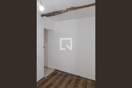 Quarto de casa para alugar com 1 quarto, 50m² em Taboão, Diadema