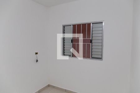 Quarto de casa para alugar com 1 quarto, 50m² em Taboão, Diadema