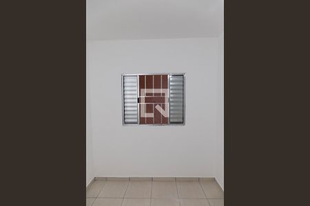 Quarto de casa para alugar com 1 quarto, 50m² em Taboão, Diadema