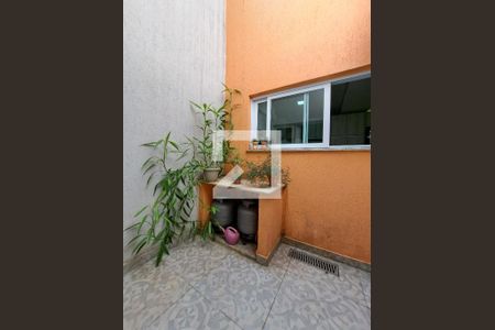 Casa à venda com 270m², 3 quartos e 2 vagas Casa à venda com 270m², 3 quartos e 2 vagasJardim de Inverno