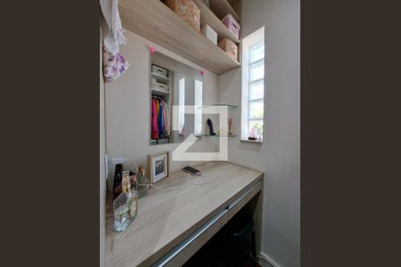 Casa à venda com 270m², 3 quartos e 2 vagas Casa à venda com 270m², 3 quartos e 2 vagasCloset - Suite