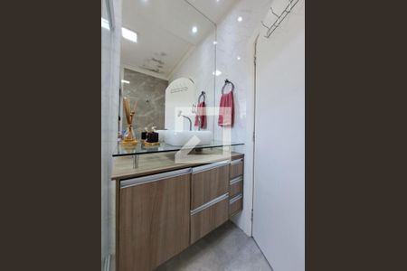 Casa à venda com 270m², 3 quartos e 2 vagas Casa à venda com 270m², 3 quartos e 2 vagasBanheiro