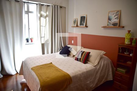 Suite de apartamento à venda com 4 quartos, 110m² em Santo Antônio, Belo Horizonte