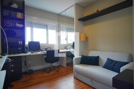 Quarto 1 de apartamento à venda com 2 quartos, 80m² em Santa Cecília, Porto Alegre