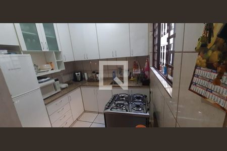 Casa à venda com 3 quartos, 87m² em Santa Rosa, Belo Horizonte