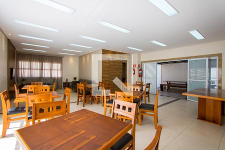 Apartamento à venda com 120m², 3 quartos e 3 vagas Apartamento à venda com 120m², 3 quartos e 3 vagasÁrea comum - Salão de festas