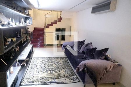 Casa à venda com 4 quartos, 800m² em Cidade Mãe do Céu, São Paulo