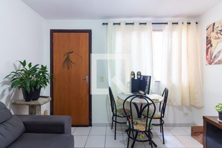 Sala  de apartamento à venda com 2 quartos, 47m² em Conceicao, Osasco