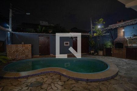 Piscina de casa à venda com 4 quartos, 250m² em Taquara, Rio de Janeiro