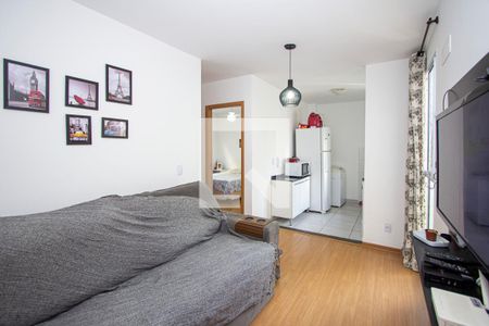 Sala de apartamento para alugar com 2 quartos, 40m² em Vila Lage, São Gonçalo