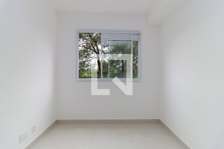 Sala de kitnet/studio para alugar com 1 quarto, 27m² em Jardim Mirante, São Paulo